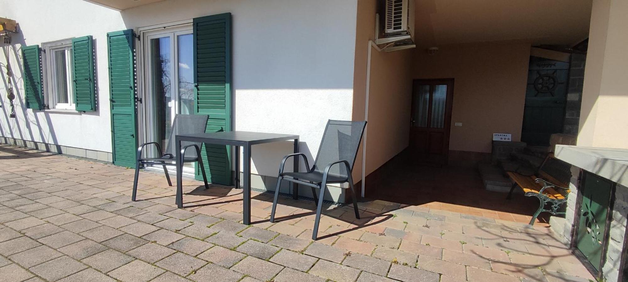 Olea Mar Apartma Pobegi Exterior photo